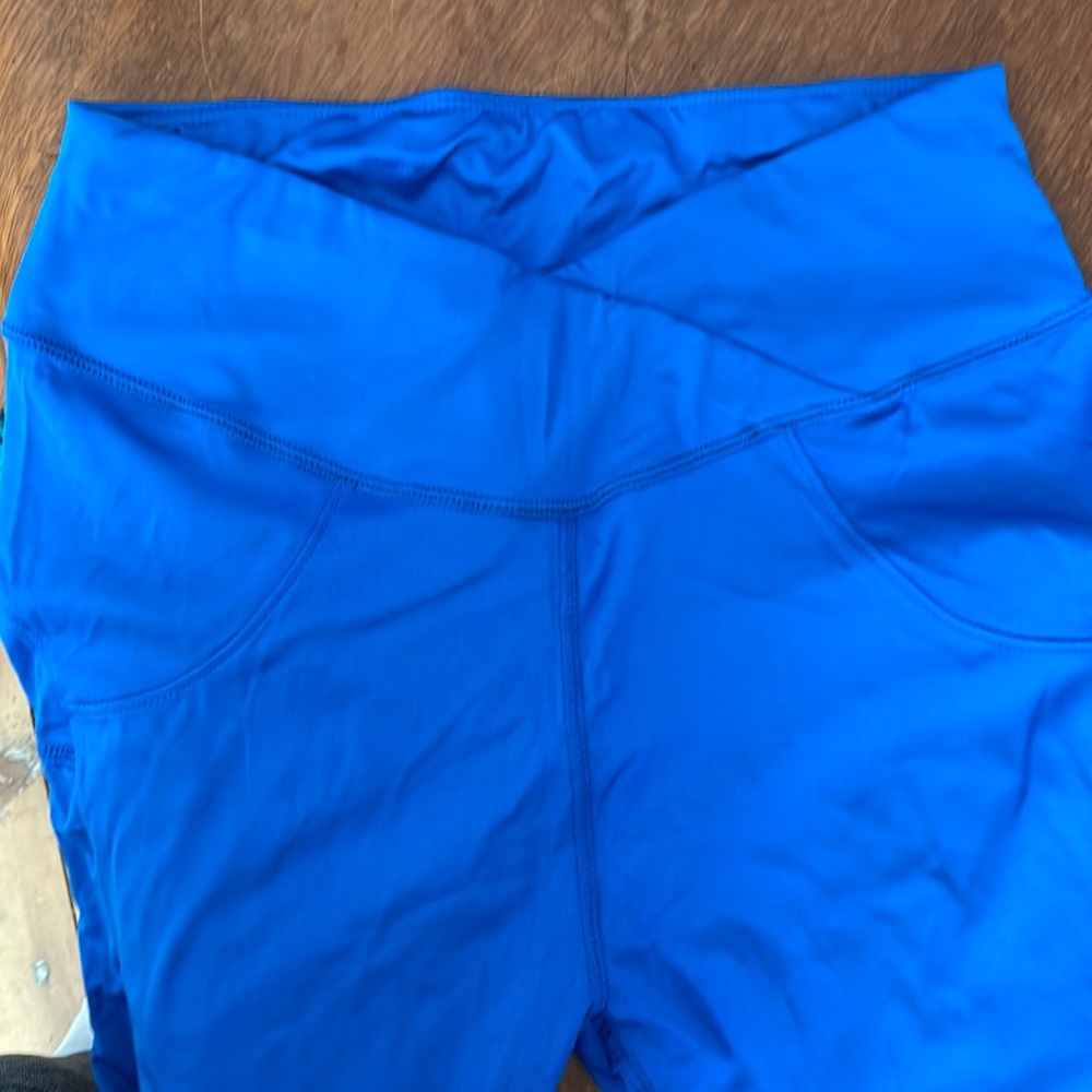Crossover leggings
